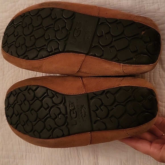 Mens UGG slippers, size 12, Great Condition! - Picture 4 of 4